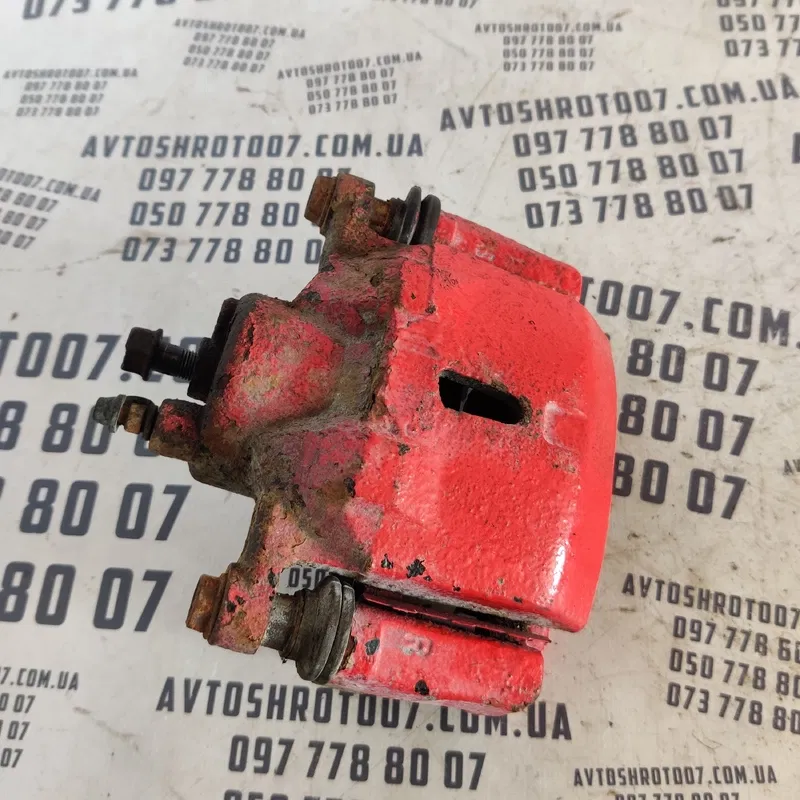 Супорт Geely MK (06-15) 1.5 бенз передній правий OEM 576166