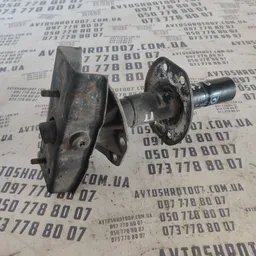 Кронштейн бампера BMW E36 (90-00) 1.6 пр пер OEM 51118119258 фото 3