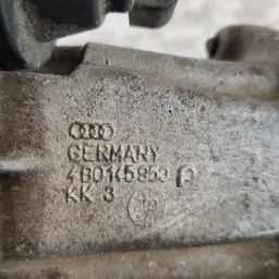 Дросельна заслонка Audi A6 C5 (97-04) OEM 4b0145950 фото 3