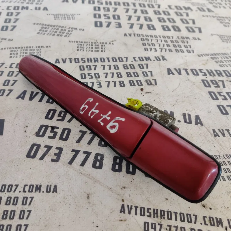 Ручка зовн. Mitsubishi Colt 5 95-03 зад. ліва OEM mr5261092