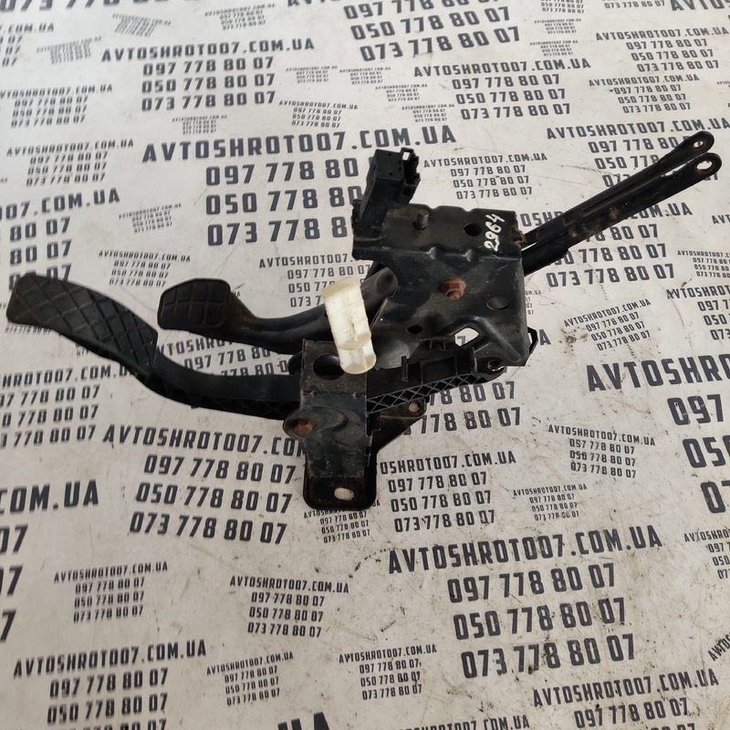 Педаль гальма Skoda Octavia Tour (96-10) OEM 1J1721130B