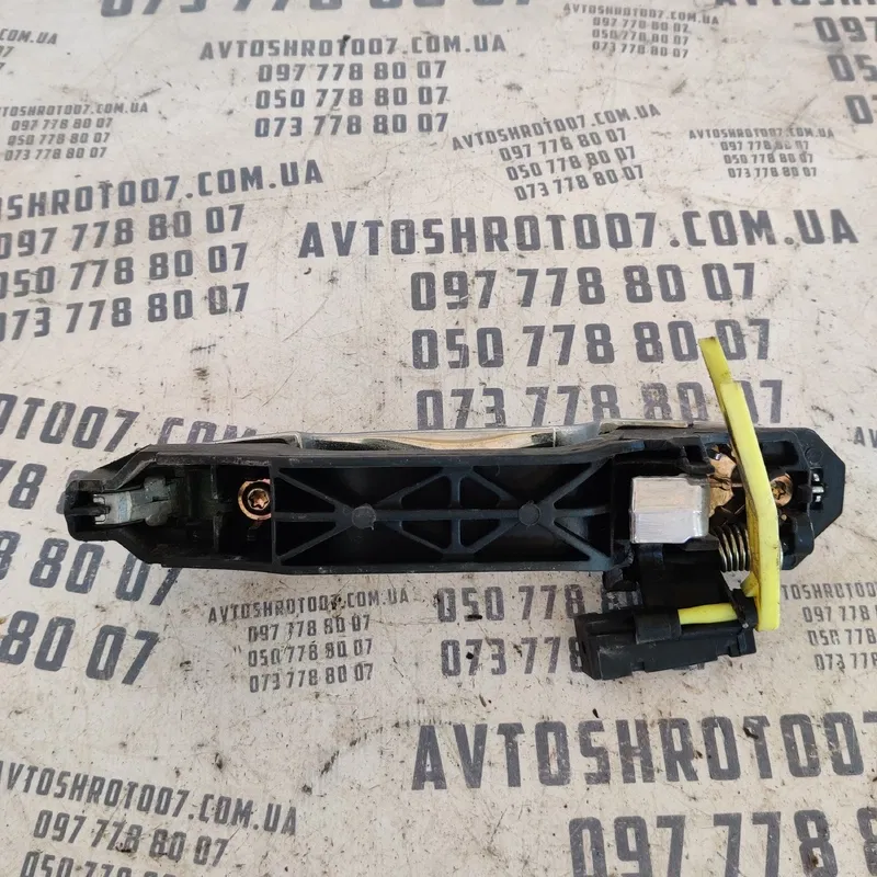 Ручка зовнішня Geely MK 06-14 1.5 бенз задня ліва OEM 220004