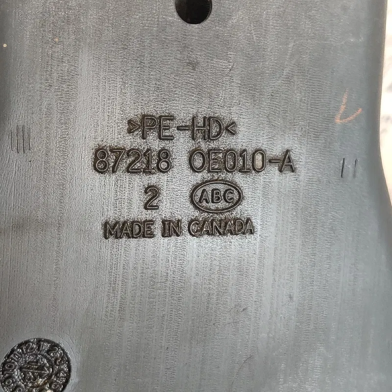 Воздуховод Lexus RX 350 OEM 872180e010a