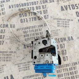 Замок дверей Audi A4 B5 (94-01) задня права OEM 8d0839016a
