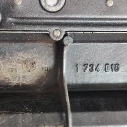 Клапанна кришка BMW 316 E36 (90-00) 1.6i OEM 1734010 фото 3