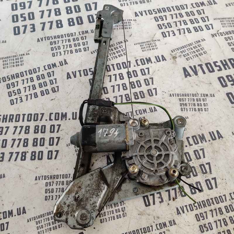 Склопідіймач Audi A6 C4 задній лівий OEM 4a0839397a