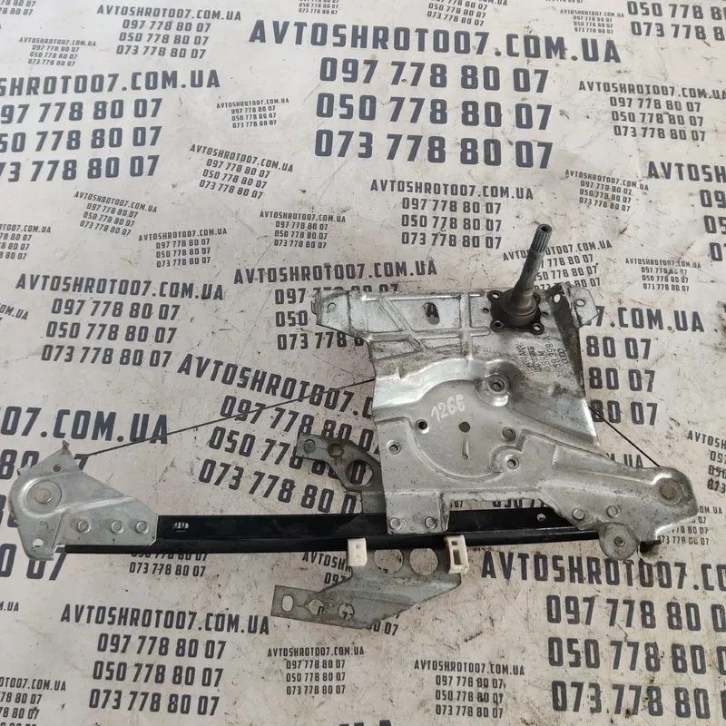 Склопідіймач Audi A4 B5 (94-01) задній лівий OEM 8D0839399A