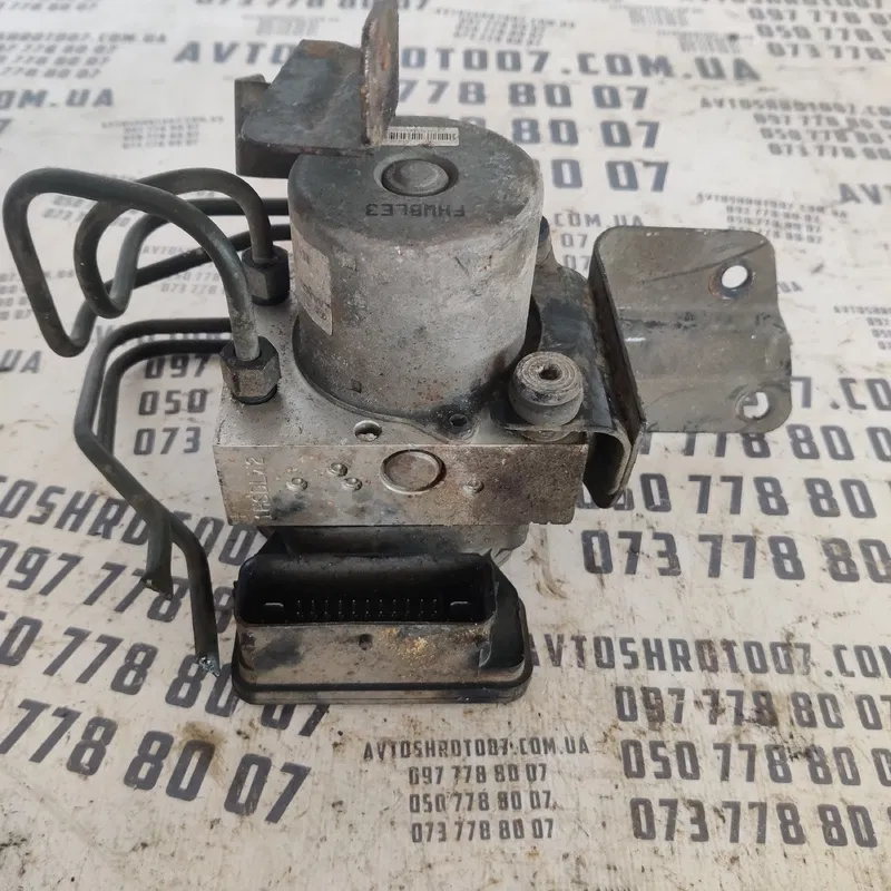 Блок управління АБС Kia Sorento 2 (09-14) OEM 589102p970