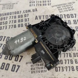 Мотор склопідіймача Citroen C8 задній правий OEM 9007359801