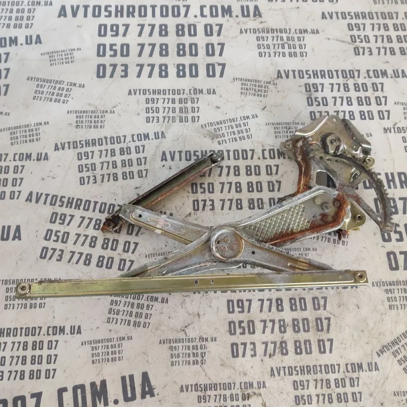 Склопідіймач Geely MK (06-15) 1.5 перед прав OEM r180566051