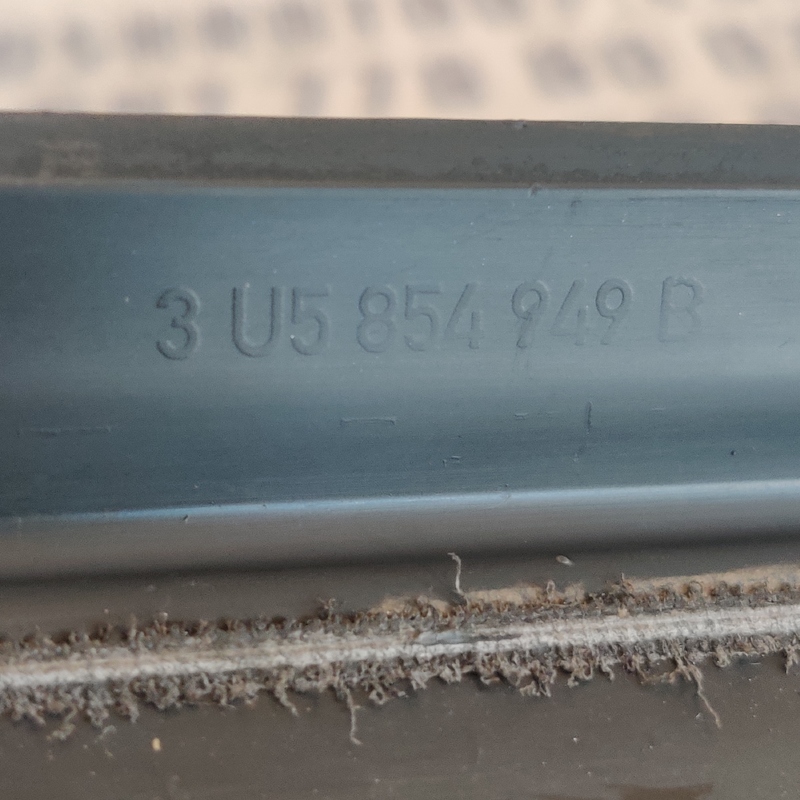 Накладка Skoda Superb 1 (01-08) задня ліва OEM 3u5854949b