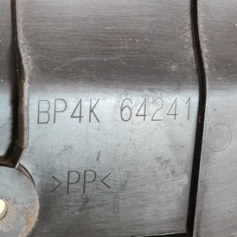 Накладка салону Mazda 3 BK (03-09) OEM BP4K64241
