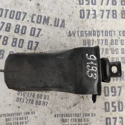Обмежувач дверей VW Passat B8 USA (11-19) зад.пр. 561837267