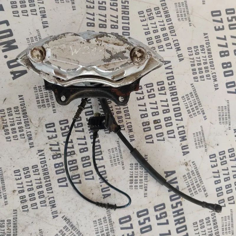 Супорт Mercedes CLS W219 (04-10) 5.5 пер. лів. OEM 073778800