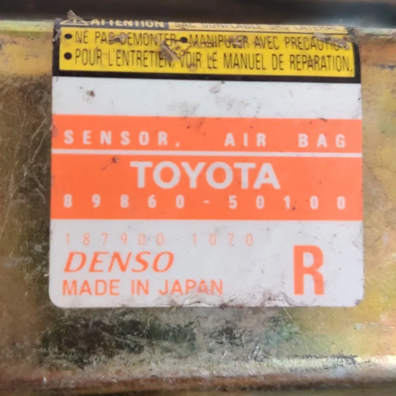 Датчик удару подушки безпеки Lexus LS 430 (00-06) 8986050100