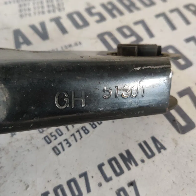 Ричаг підвіски Lexus RX 350 08-15 задній нижній OEM gh51301