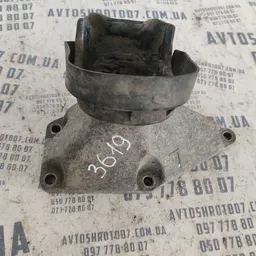 Кронштейн двигуна Lexus LS 430 (00-06) 4.3 1239150050