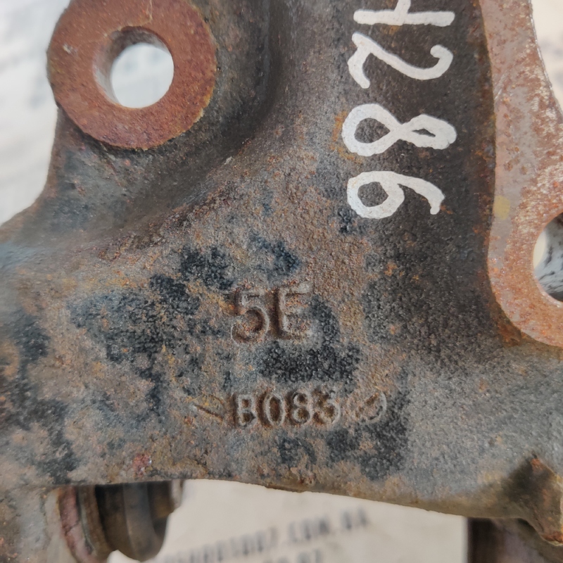 Цапфа Lexus RX 350 (08-15) задня права OEM 5eb083