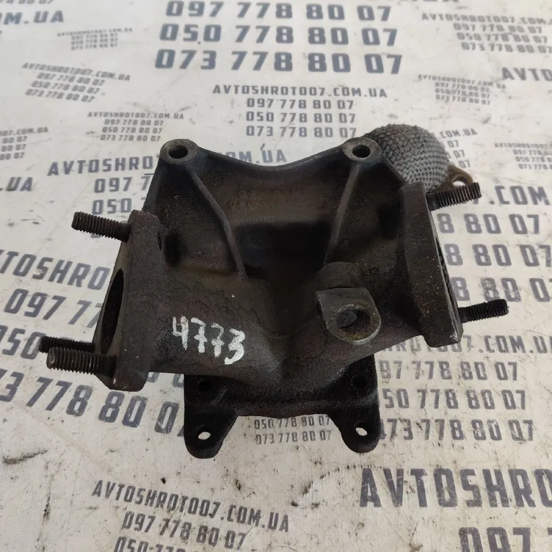 Колектор випускний Audi A6 C5 (97-05) 2.5 TDI OEM 059131789B
