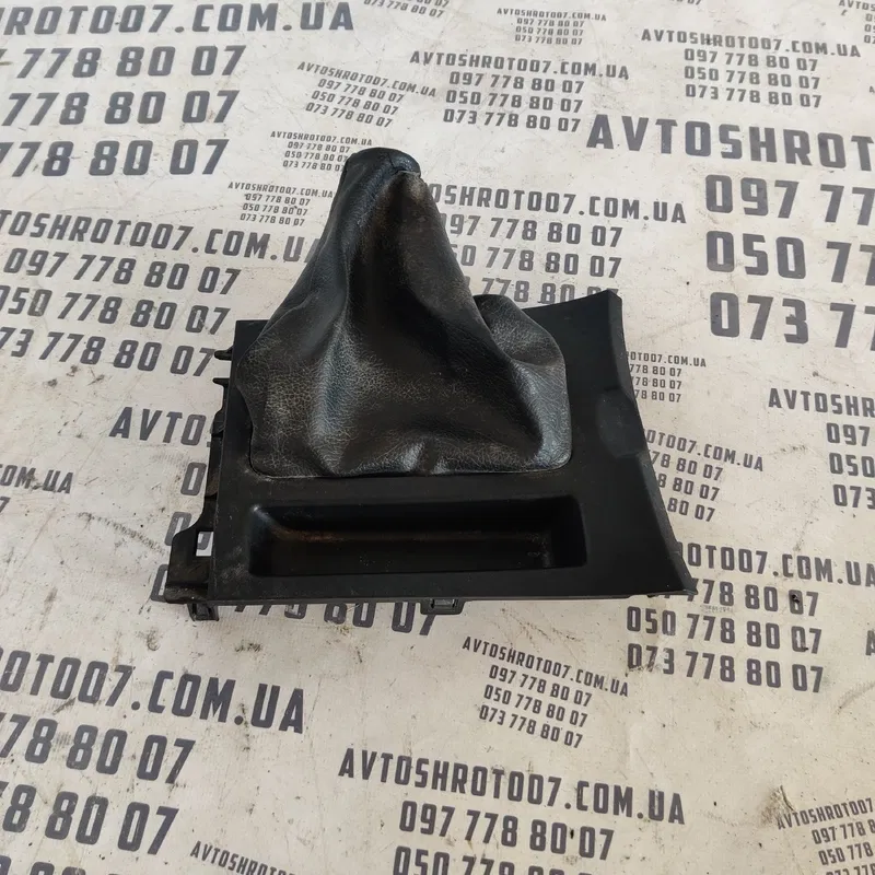 Накладка салону Mazda 3 BK (03-09) OEM bp4k64341