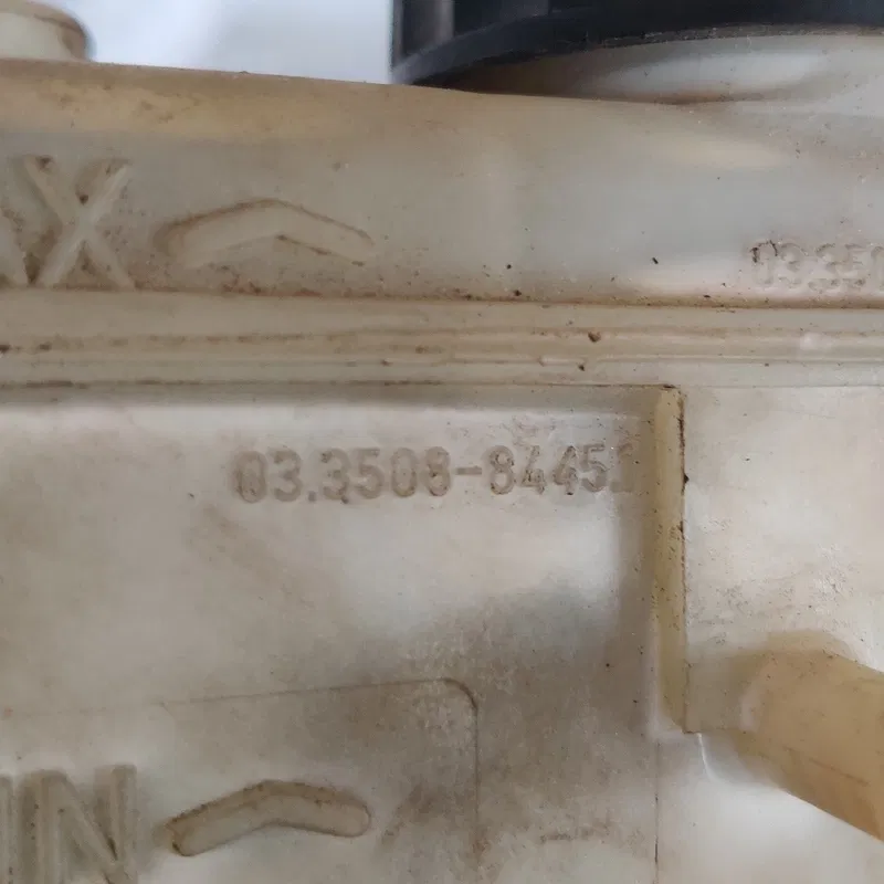Головний тормозний циліндр BMW 320 E46 OEM 3350884451