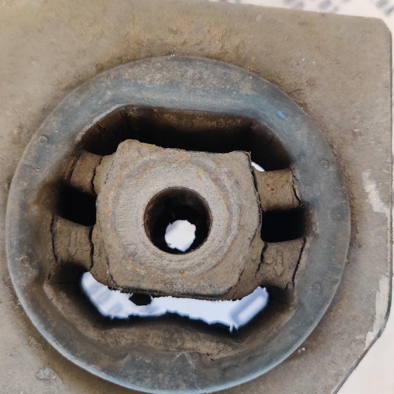 Підрамник задній Lexus RX 350 (08-15) OEM 0162684