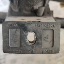 Трапеція склоочисників Audi 80 B3 (86-91) OEM 893955995A фото 3