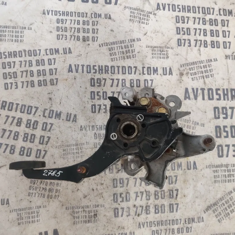 Ричаг ручного тормозу Lexus LS 430 (00-06) OEM 40020
