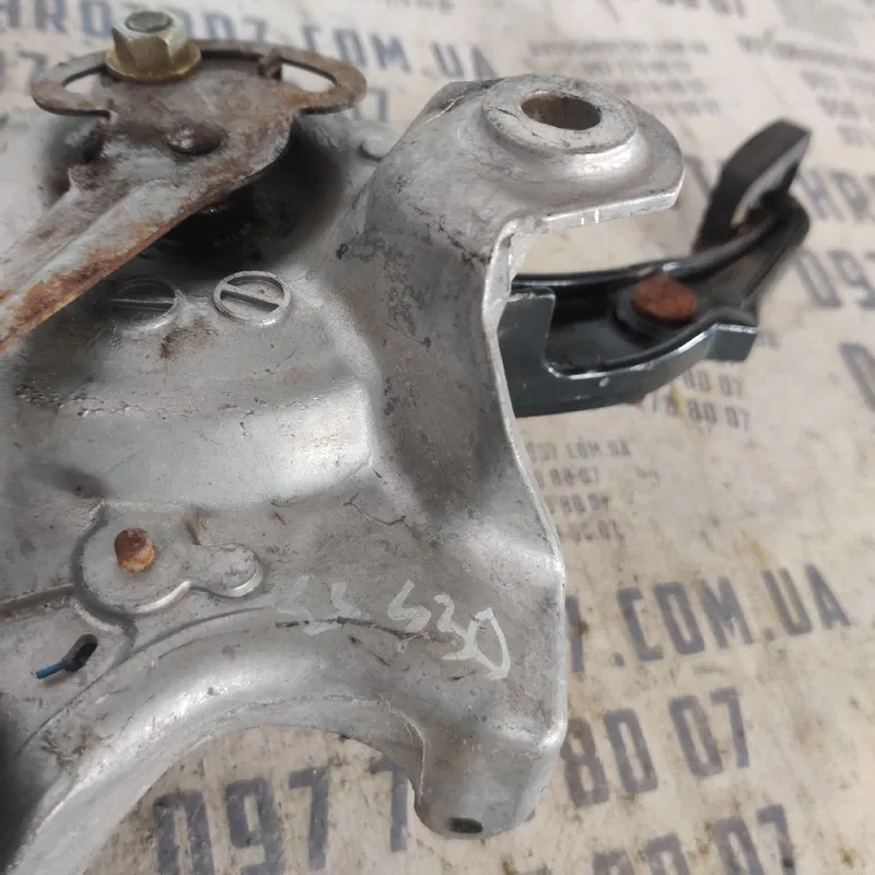 Ричаг ручного тормозу Lexus LS 430 (00-06) OEM 40020