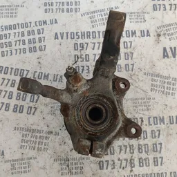 Цапфа передня права Renault Scenic 1 (96-03) OEM 7700832768
