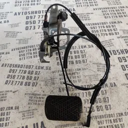Педаль гальма Mercedes E-Class W210 (95-03) OEM 2102900619
