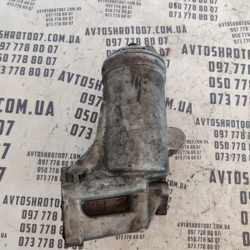 Корпус масляного фільтра Mercedes W210 (95-02) 1191800611