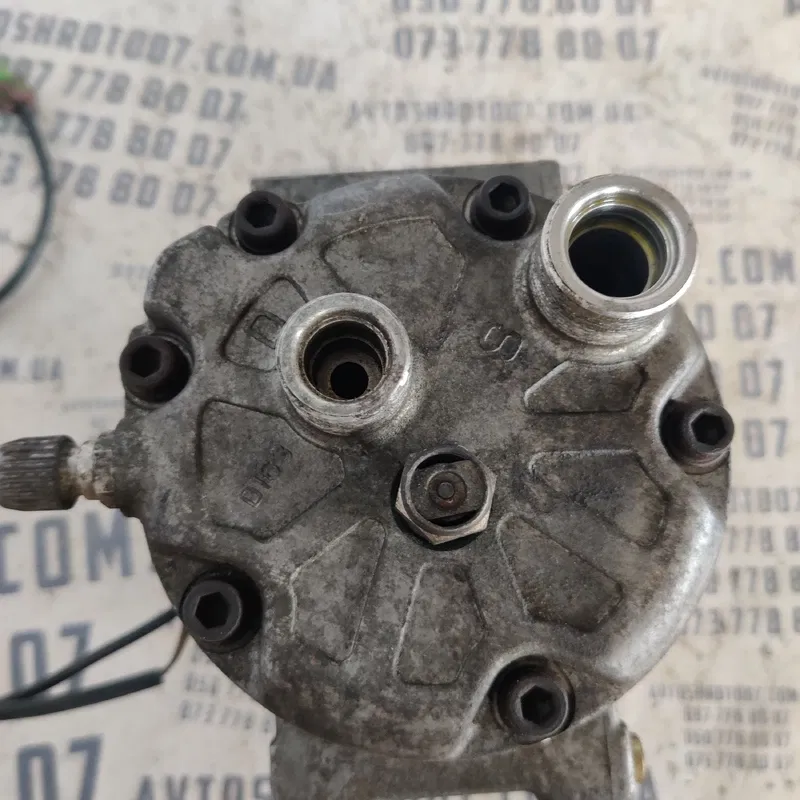 Компресор кондиціонера Audi A6 C4 (94-97) OEM 5062310321