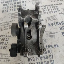 Кронштейн генератора Citroen Xsara (97-06) OEM 9643834880 фото 3