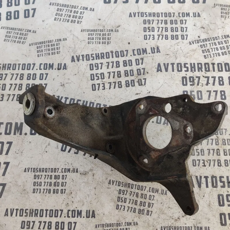 Кронштейн двигуна VW Passat B5 (96-05) OEM 028130147b