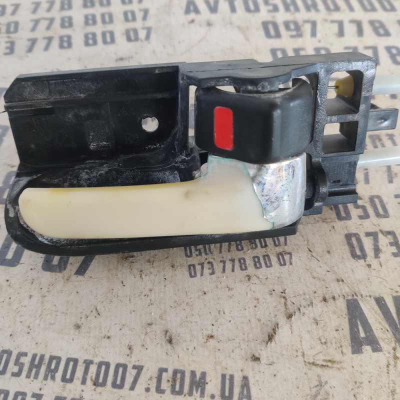 Замок дверей Geely MK (06-14) 1.5 передній правий OEM 220004