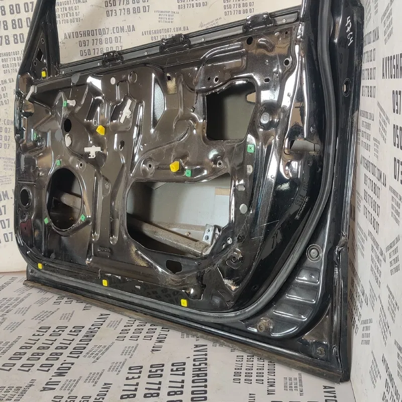 Двері Lexus LS 430 передні праві OEM WBAVD71050FV80410
