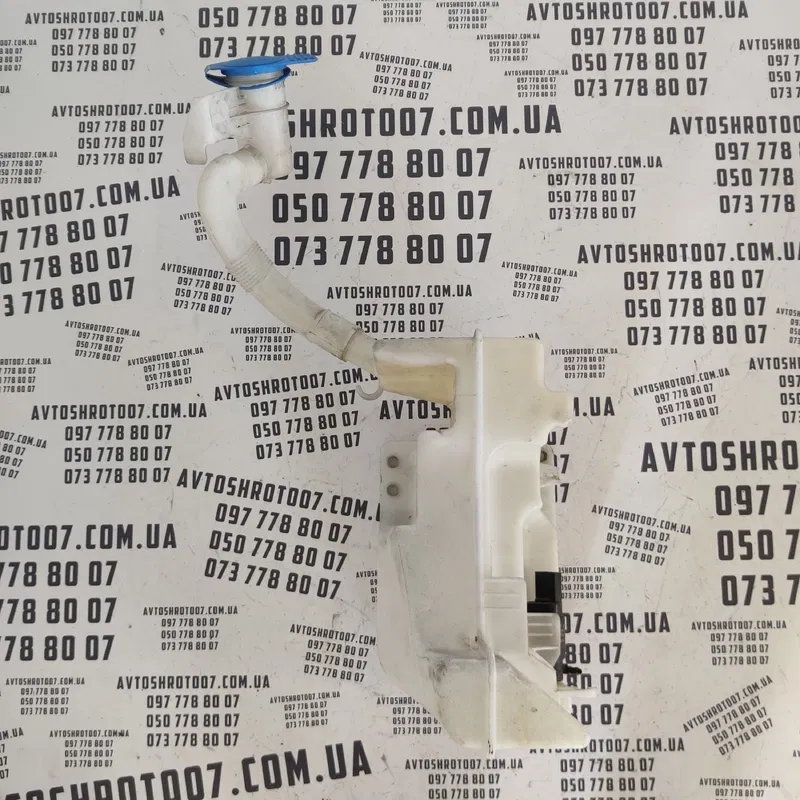 Бачок омивача Volkswagen Jetta (11-18) OEM 5C6955453