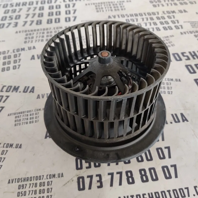 Мотор пічки VW Sharan 1A (95-10) задній OEM 7m0819021