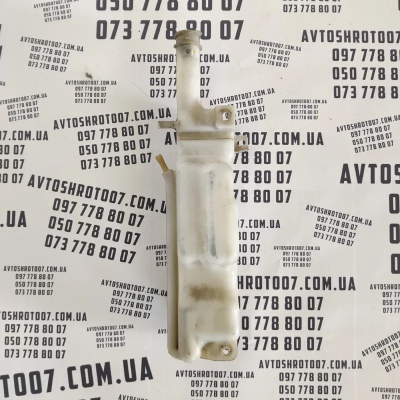 Бачок омивача Mitsubishi Colt 5 (95-03) OEM a4545000249