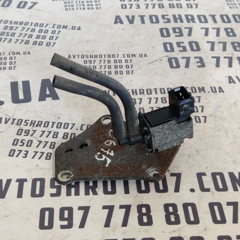 Клапан вакуумний Mitsubishi Lancer 9 (03-08) OEM K5T48277