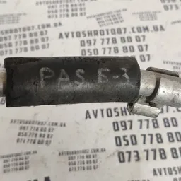 Трубка кондиціонера VW Passat B3 (88-93) OEM 357820255a фото 5