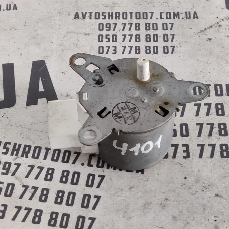 Двигун заслінки пічки Lexus LS 430 (00-06) OEM 0637009020