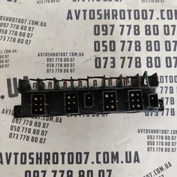 Блок запобіжників Audi A6 C4 (94-97) OEM 4A0941822 фото 4