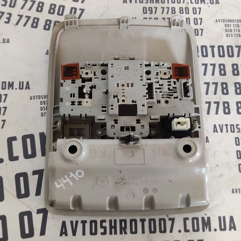 Ліхтар Салону Mazda 6 GJ (12-21) OEM KD4569971