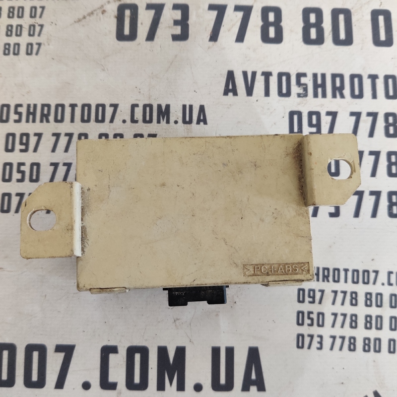 Блок іммобілайзера Audi A4 B5 (94-01) OEM 4A0953234 фото 2