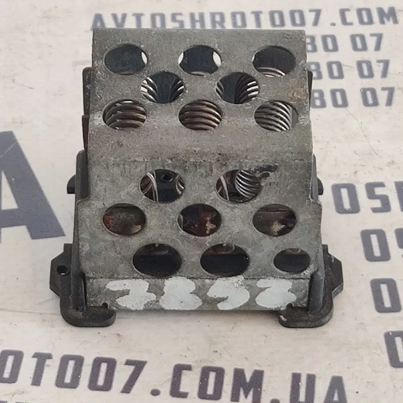 Реостат пічки BMW 3 E36 (90-00) 1.6i OEM 83902419