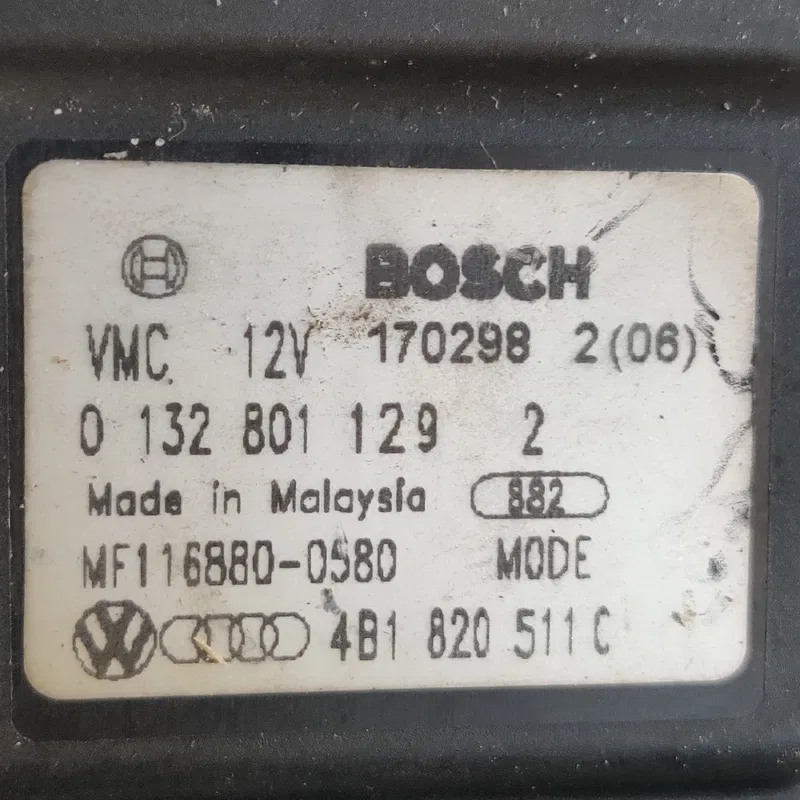 Двигун заслінки пічки Audi A6 C5 (97-05) OEM 4B1820511C