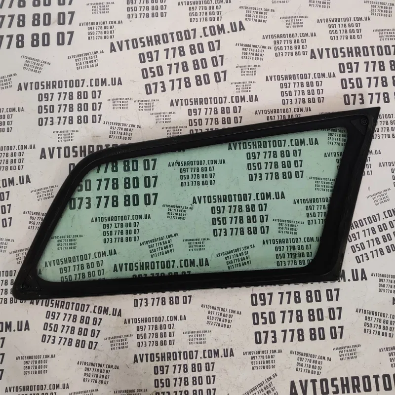 Кузовне скло Ford Focus MK1 (98-04) ліве заднє OEM 43R001057