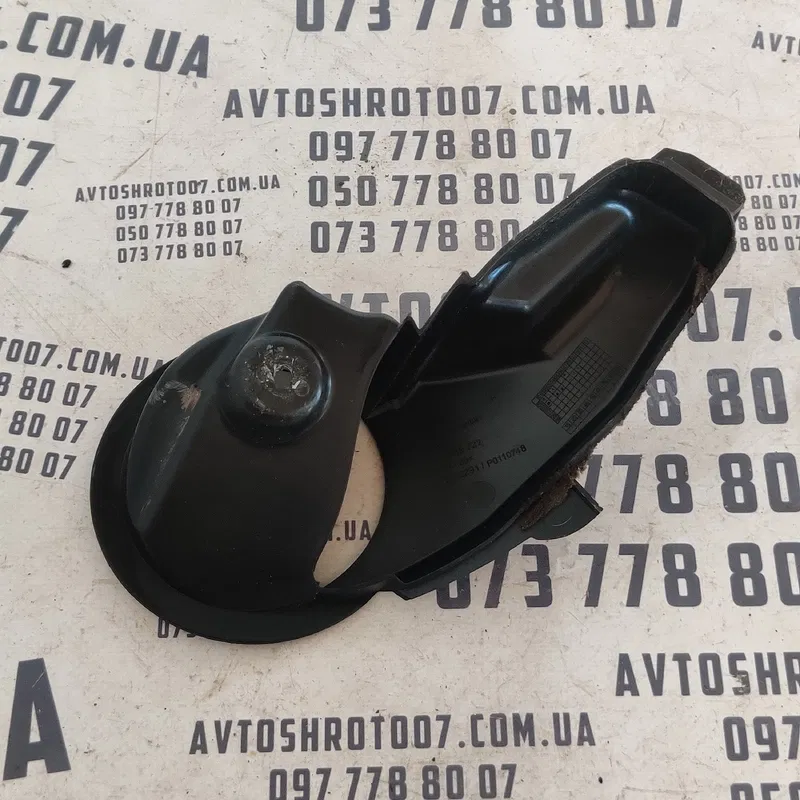 Воздуховод Audi Q7 4L 05-15 3.6 бенз прав. пер. OEM P011074B